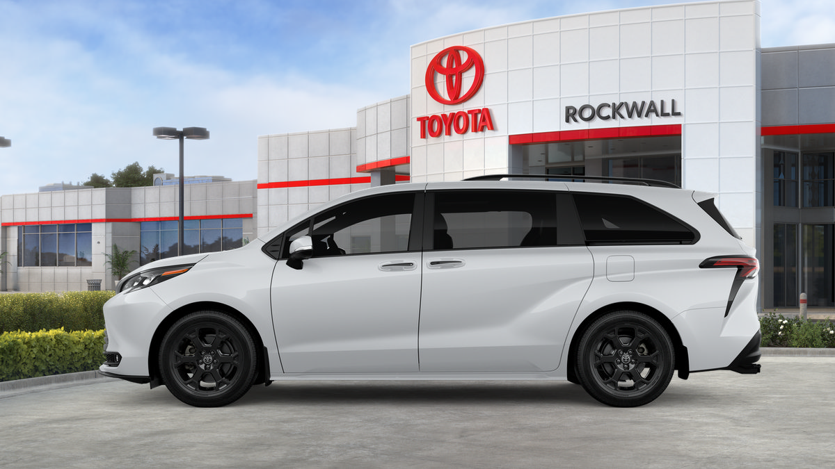 New 2026 Toyota Sienna XLE Woodland Edition AWD/4WD image 20