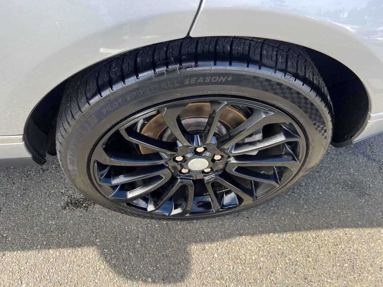 Used 2016 Land Rover Range Rover HSE AWD/4WD image 10