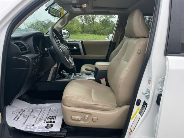 Used 2018 Toyota 4Runner SR5 Premium AWD/4WD image 19