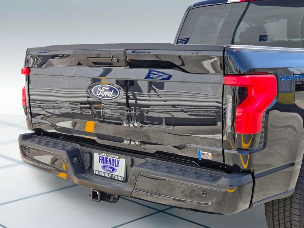 New 2025 Ford F150 Lightning Flash AWD/4WD image 5