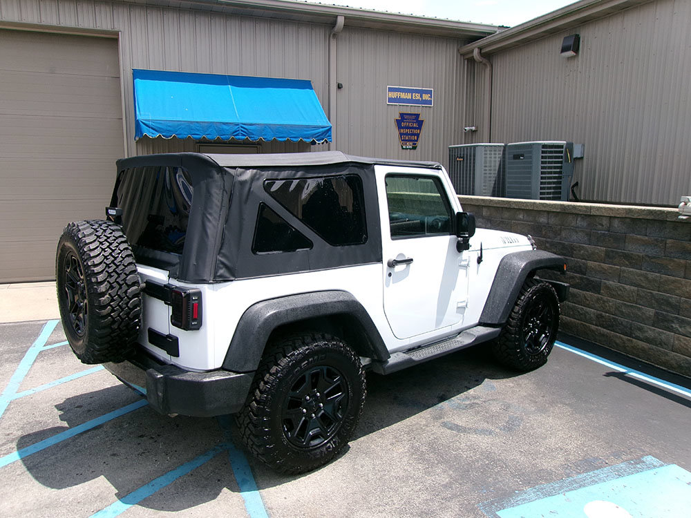 Used 2016 Jeep Wrangler Sport AWD/4WD image 5