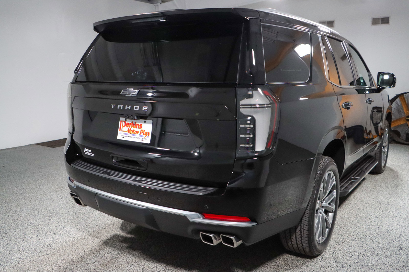 Used 2025 Chevrolet Tahoe High Country w/ Sun And Tow Package image 7