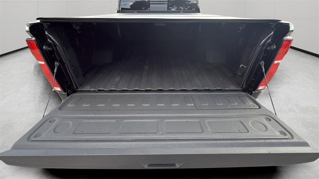 Used 2025 Chevrolet Silverado 2500 LTZ w/ LTZ Premium Package image 45