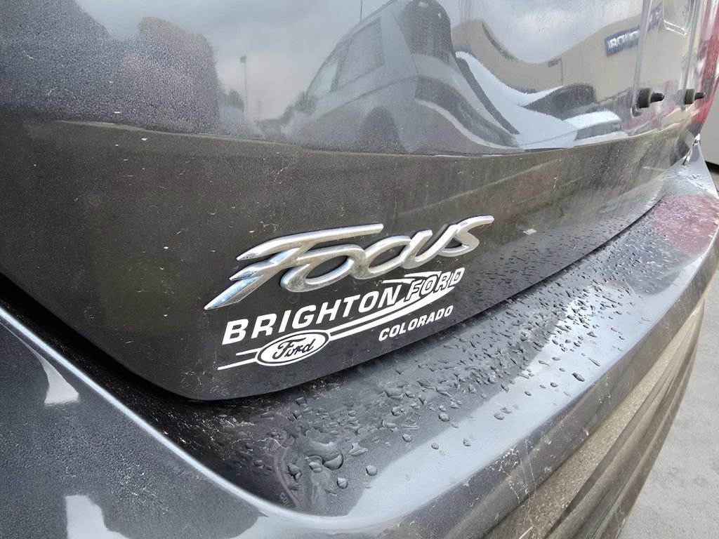 Used 2016 Ford Focus SE w/ SE Sport Package image 20