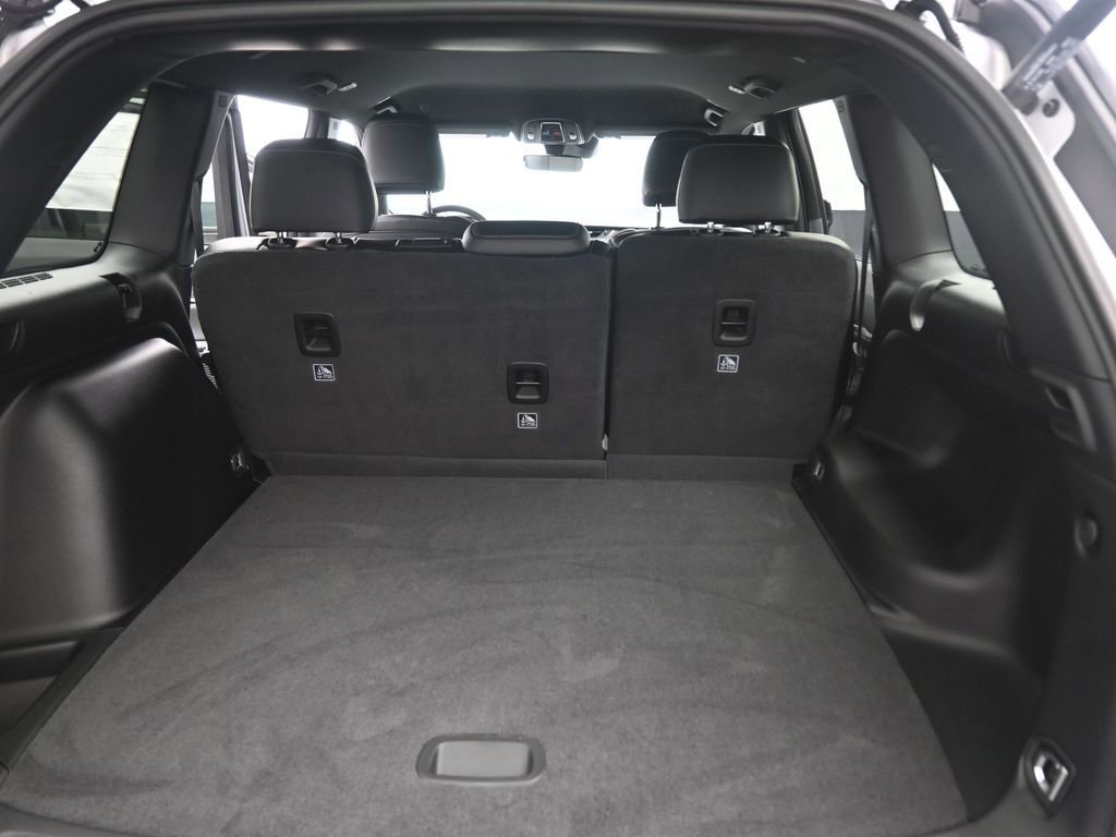 New 2026 Jeep Grand Cherokee Altitude image 10