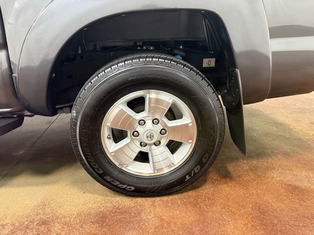 Used 2015 Toyota Tacoma PreRunner w/ TRD Sport Package RWD image 90