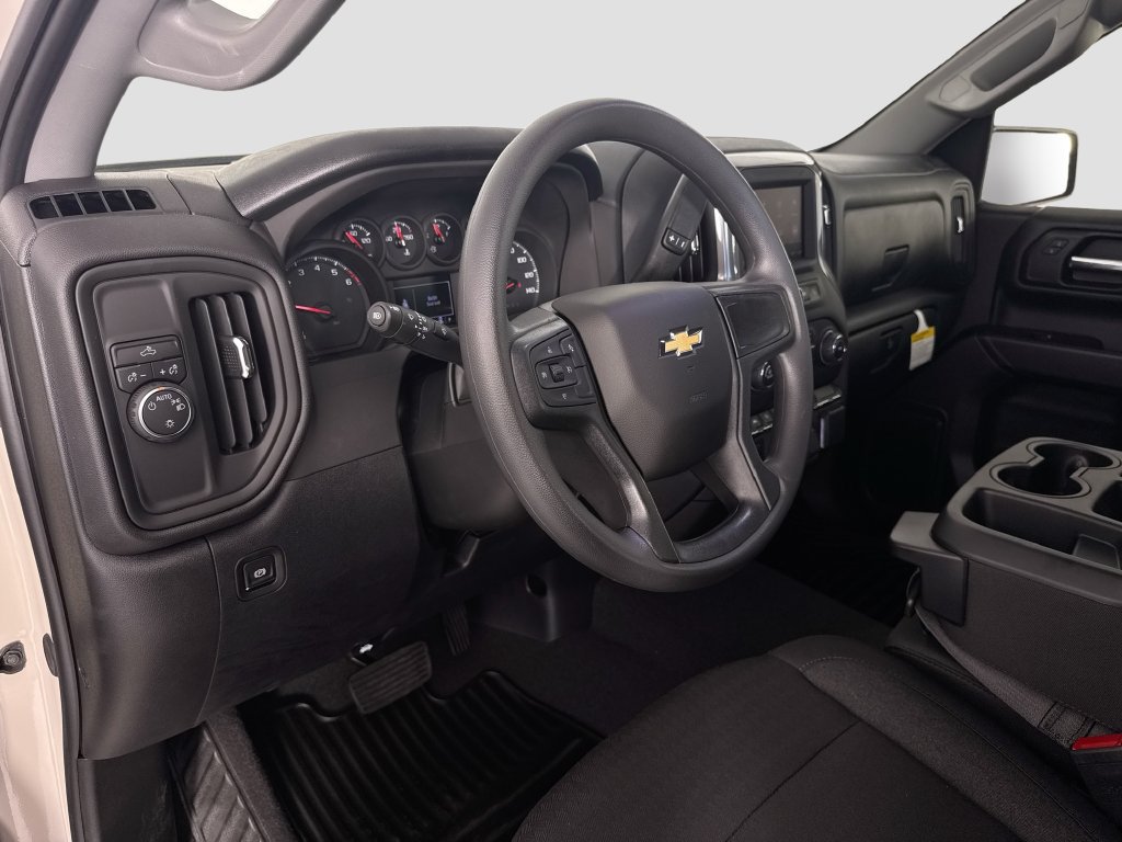 New 2026 Chevrolet Silverado 1500 Custom RWD image 10