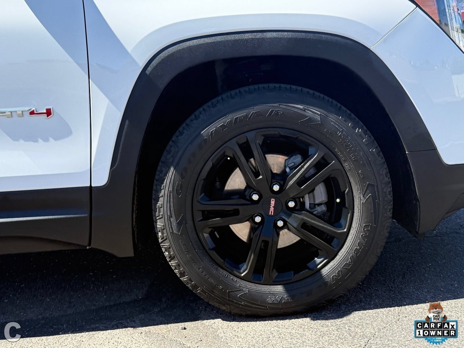 Certified 2024 GMC Terrain AT4 w/ Tech Package AWD/4WD image 8