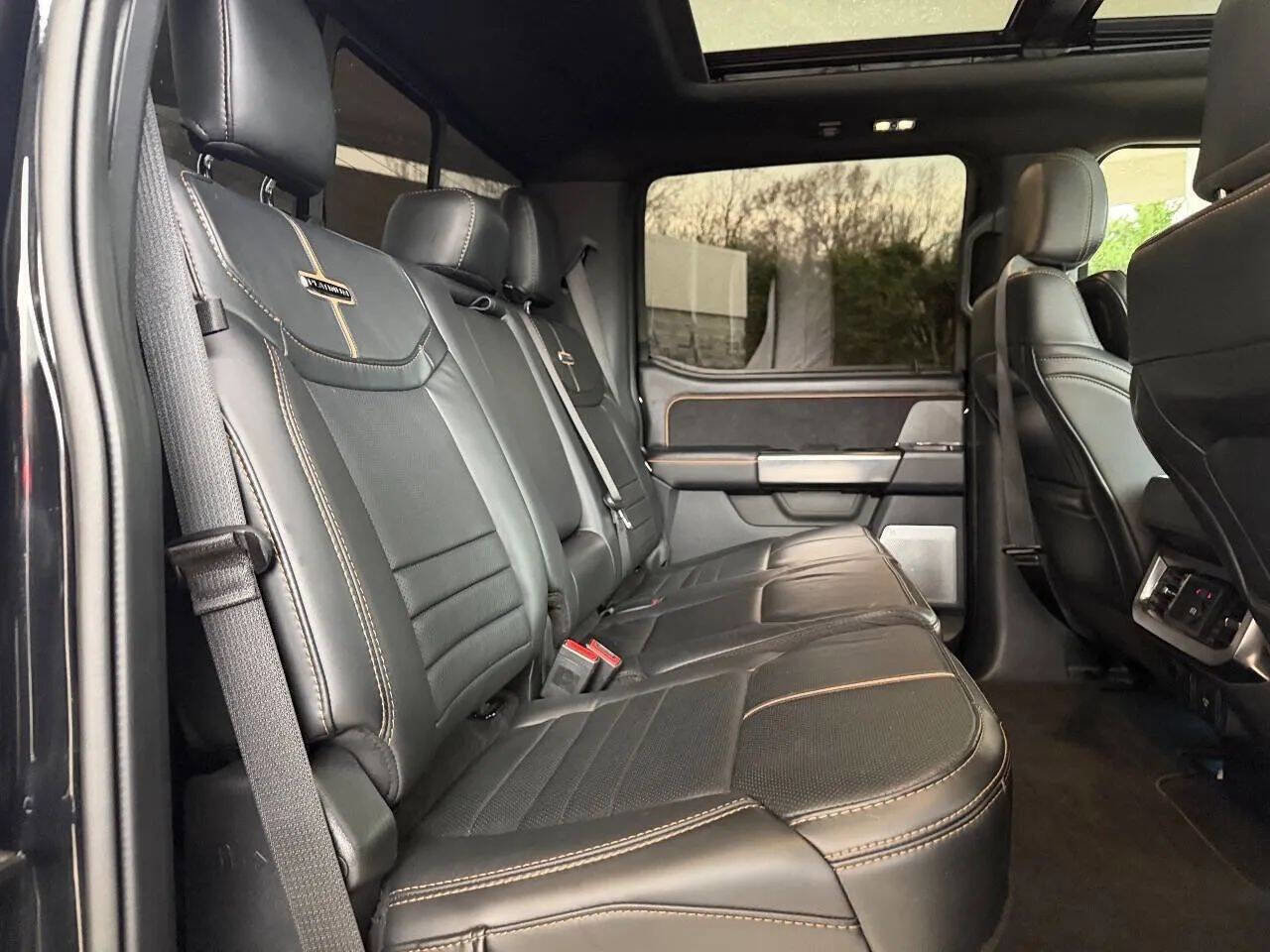 Used 2024 Ford F450 Platinum w/ FX4 Off-Road Package image 23