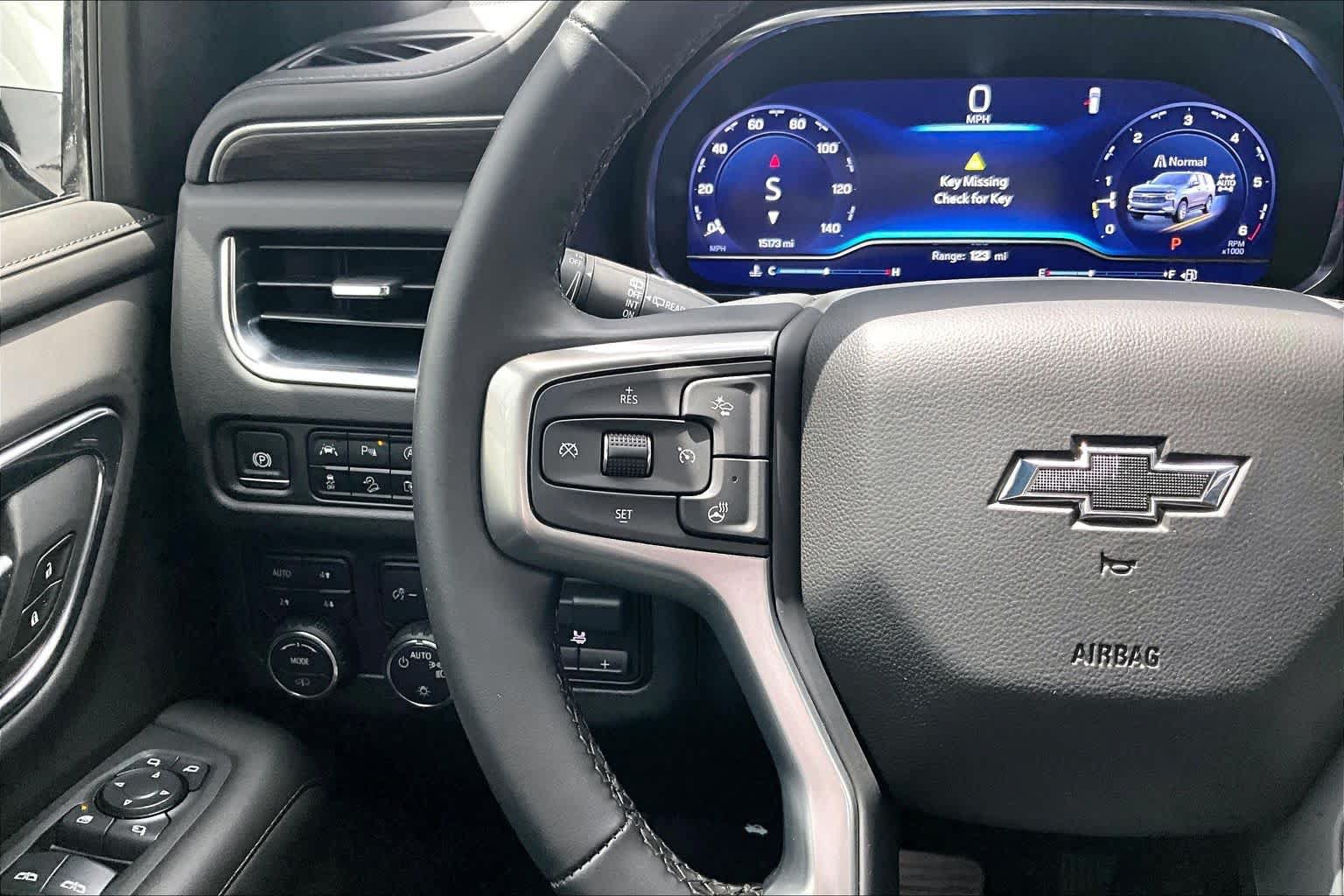 Used 2024 Chevrolet Tahoe Z71 w/ Z71 Off-Road Package AWD/4WD image 24