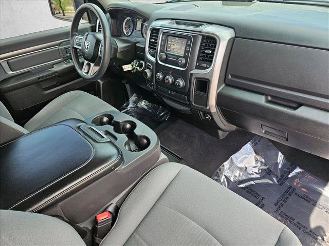 Used 2022 RAM 1500 Classic SLT AWD/4WD image 25