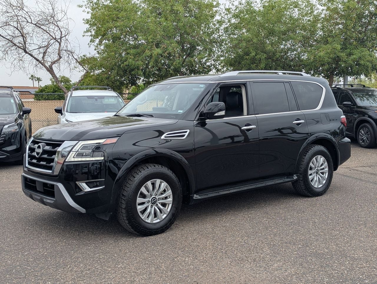 Used 2024 Nissan Armada SV RWD image 2