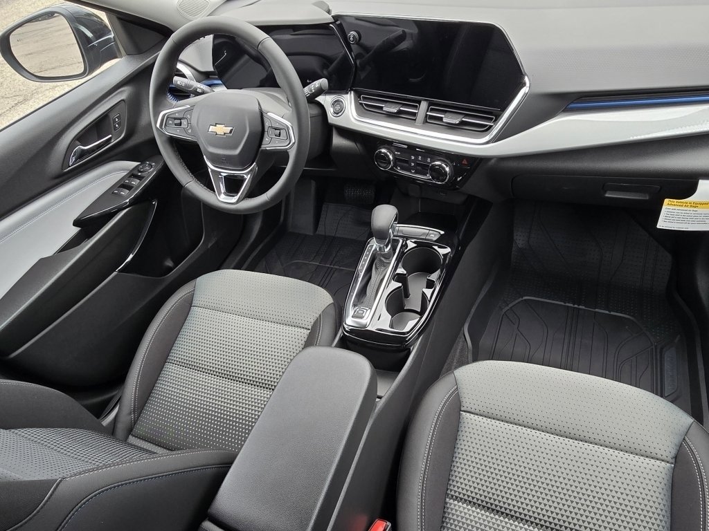 New 2026 Chevrolet Trax LT w/ Driver Confidence Package image 16