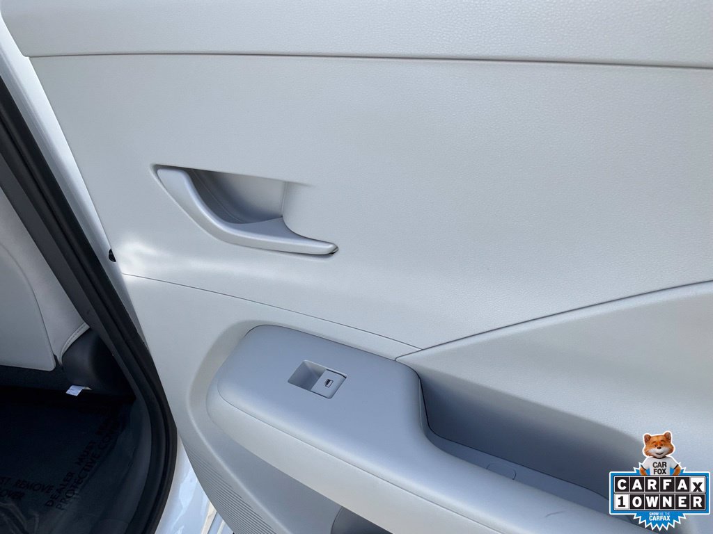 Used 2024 Hyundai Kona SEL FWD image 61