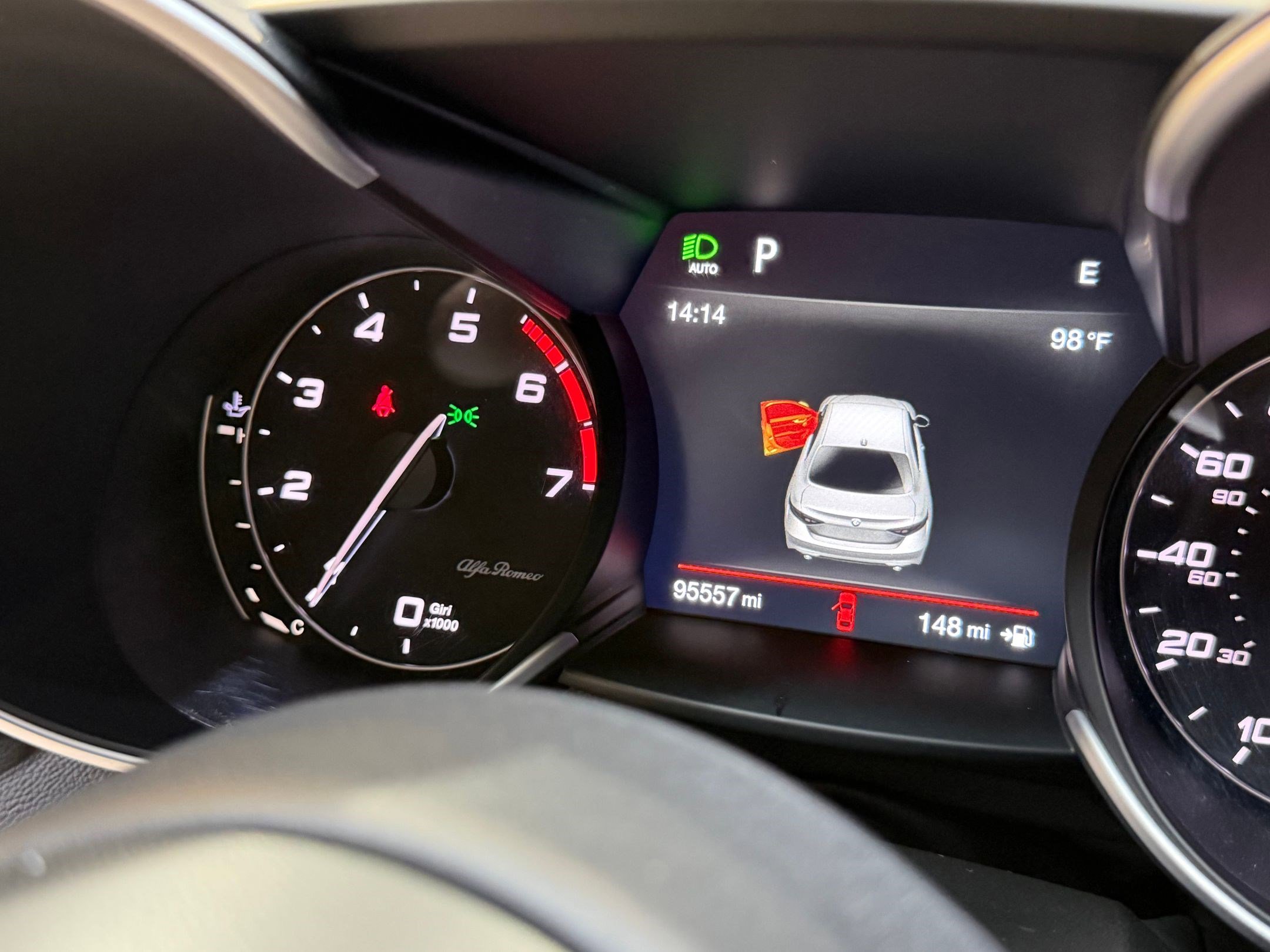 Used 2019 Alfa Romeo Giulia w/ Nero Edizione RWD image 18