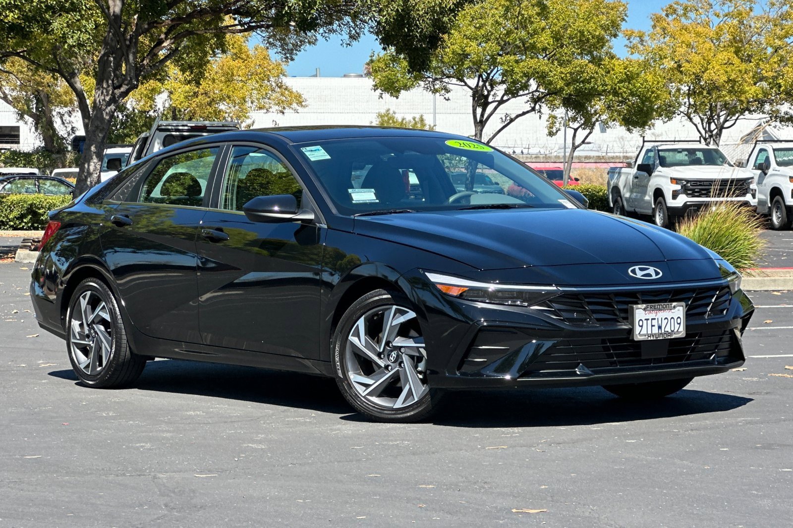 Certified 2025 Hyundai Elantra SEL w/ Cargo Package