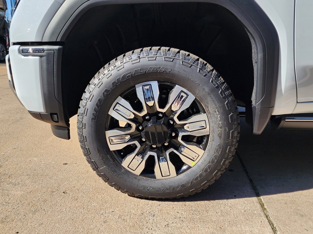 New 2026 GMC Sierra 2500 Denali w/ Denali Reserve Package image 58