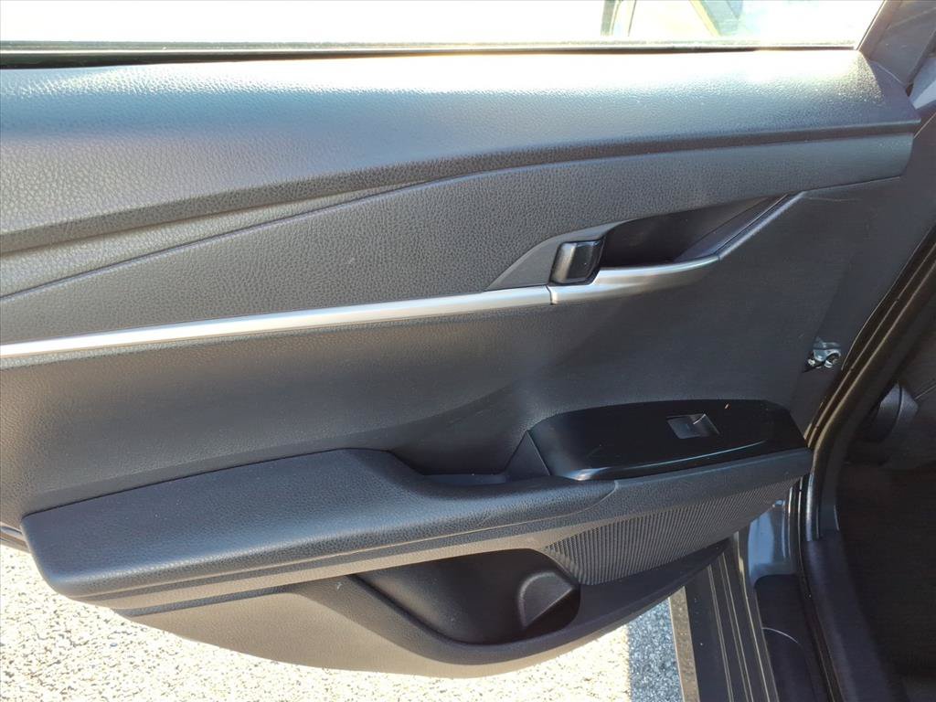 New 2025 Toyota Camry LE FWD image 21
