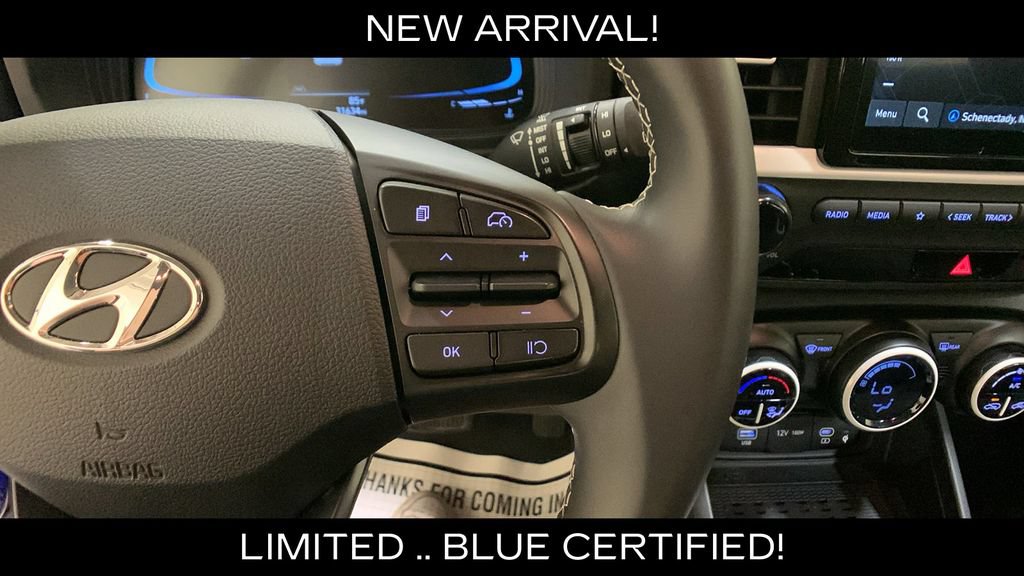Used 2024 Hyundai Venue Limited FWD image 27