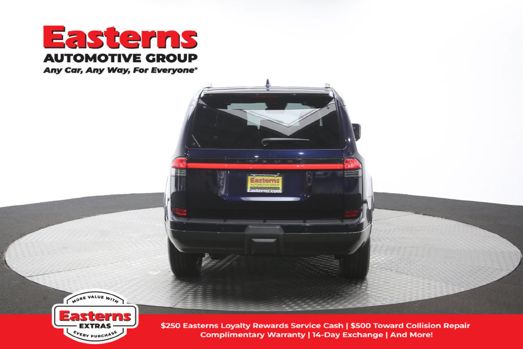 Used 2025 Lexus GX 550 w/ Accessory Package (2T) AWD/4WD image 42