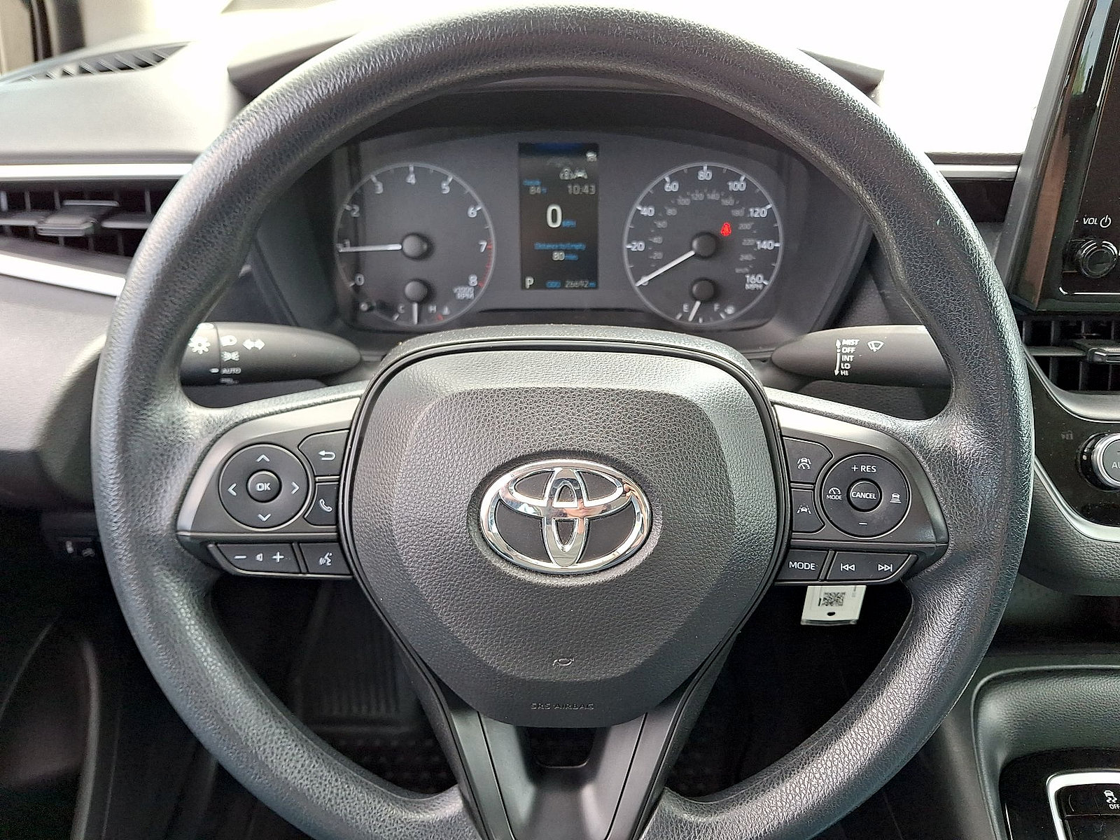 Used 2024 Toyota Corolla LE FWD image 16