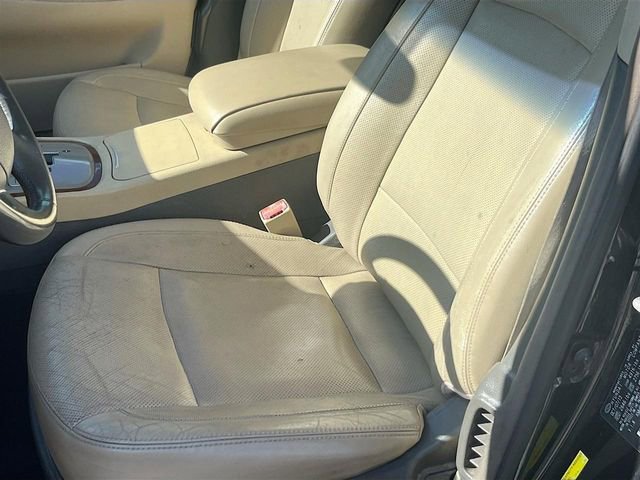 Used 2014 Hyundai Genesis 3.8 RWD image 18
