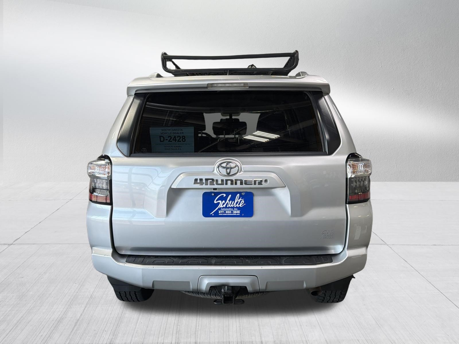 Used 2015 Toyota 4Runner SR5 AWD/4WD image 6