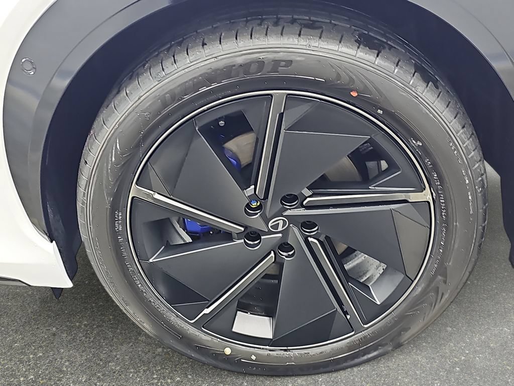 New 2026 Lexus RZ 450e AWD w/ Luxury Package image 31