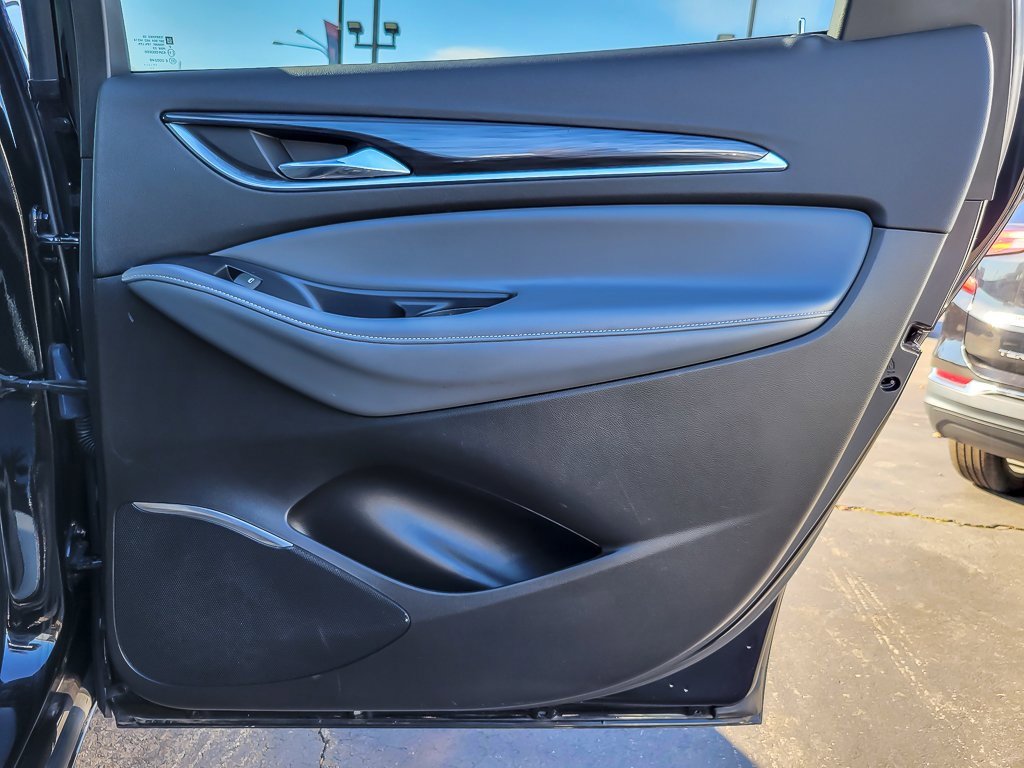 Certified 2018 Buick Enclave Essence w/ Trailering Package image 19