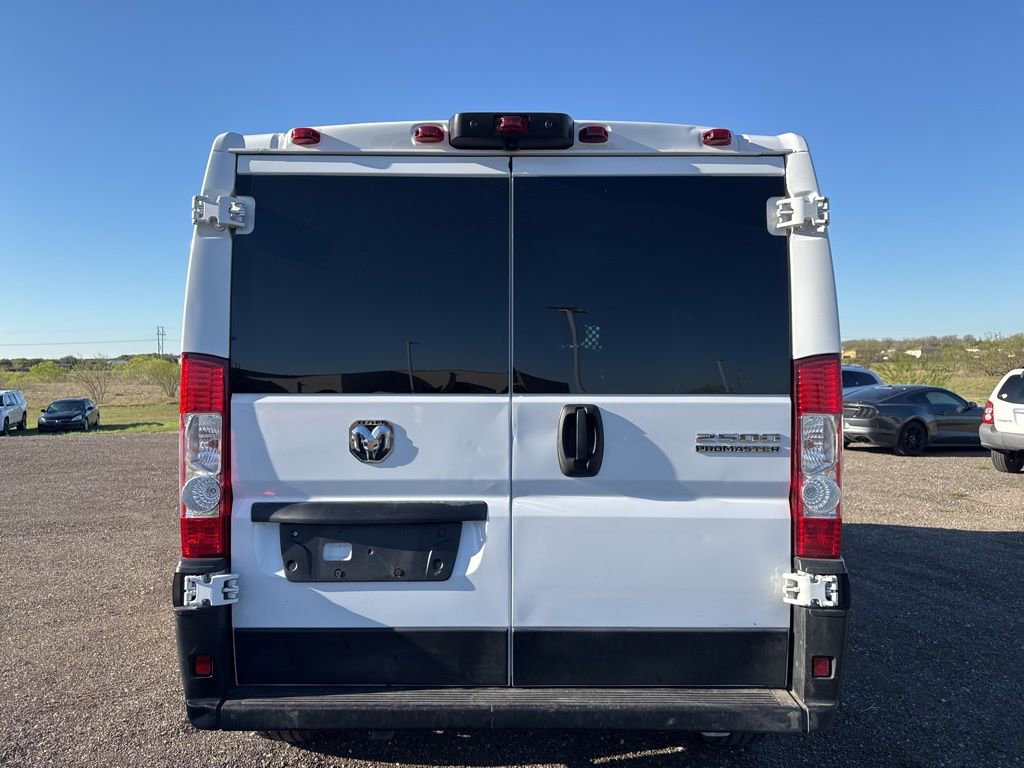 Used 2025 RAM ProMaster 2500 w/ U-Haul Equipment Group image 13