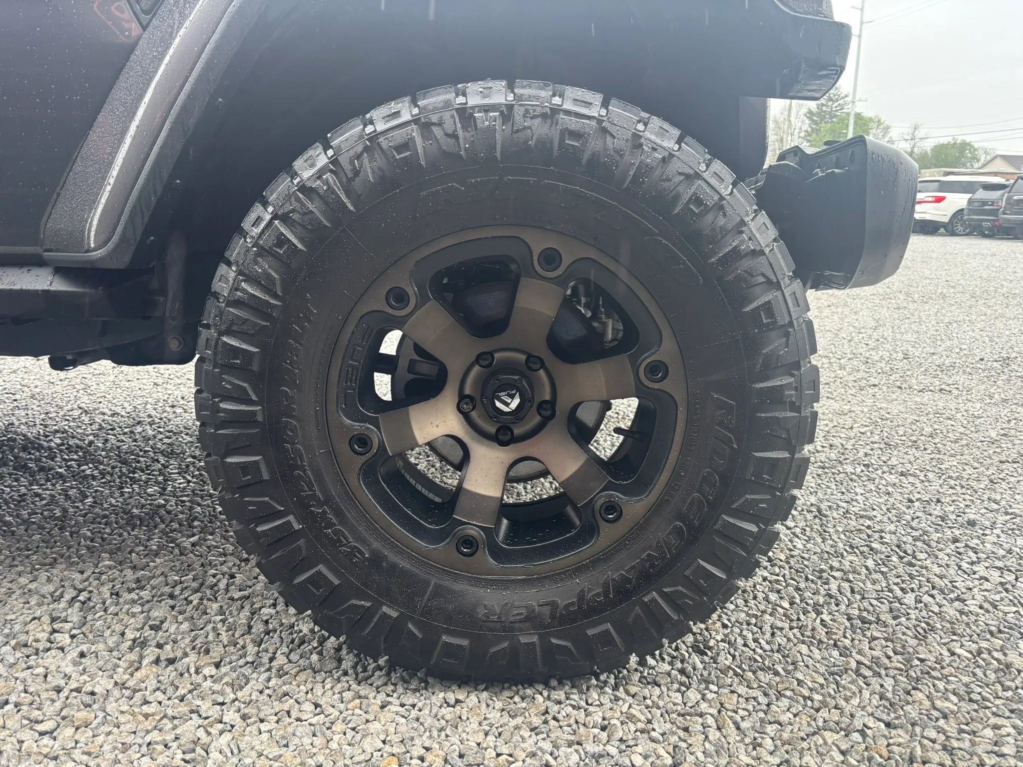Used 2019 Jeep Wrangler Unlimited Sahara AWD/4WD image 8