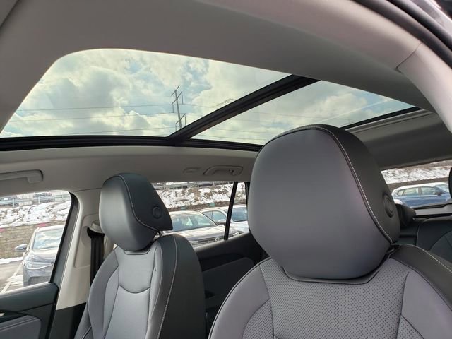 New 2026 Volkswagen Tiguan SE image 7