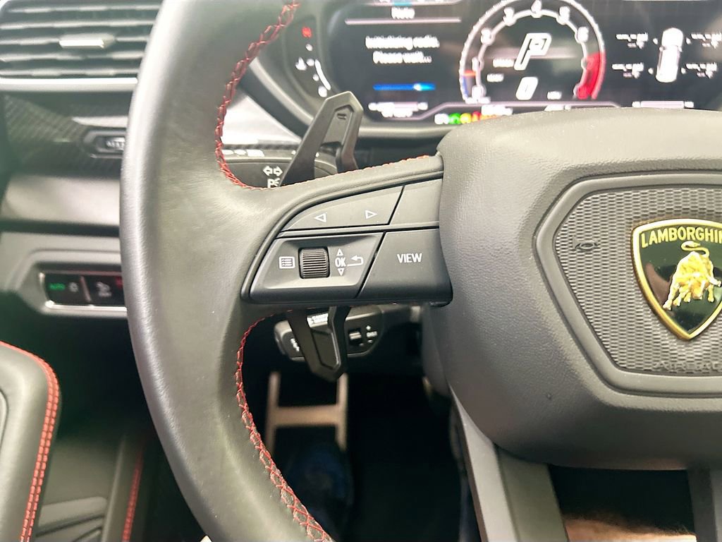 Used 2024 Lamborghini Urus S AWD/4WD image 11