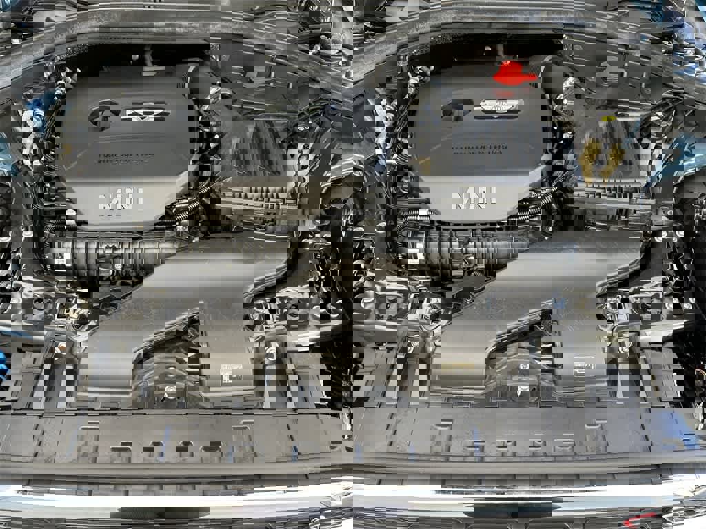 Used 2019 MINI Cooper Clubman S image 9