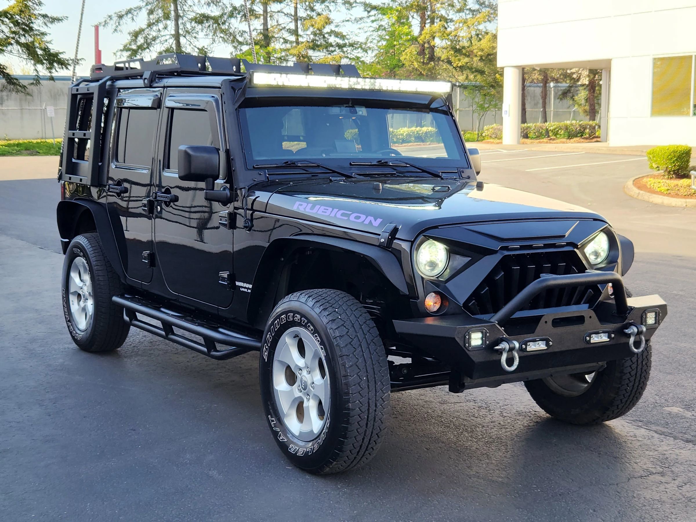 Used 2017 Jeep Wrangler Unlimited Rubicon w/ Cold Weather Group image 5