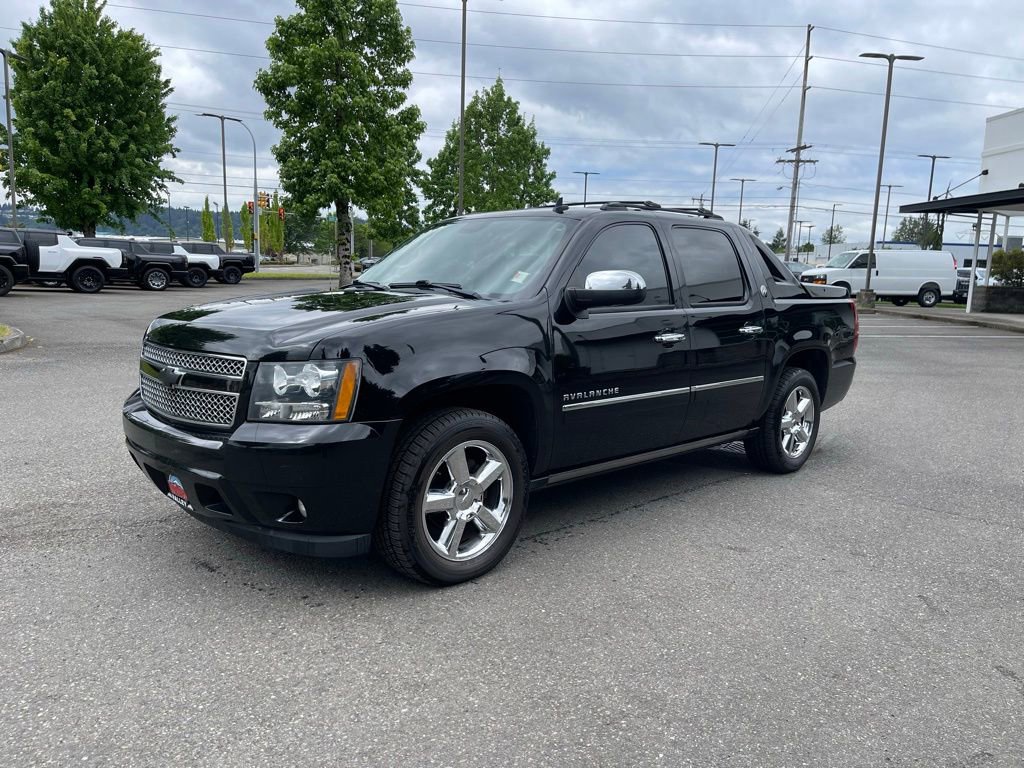 Used 2013 Chevrolet Avalanche LTZ