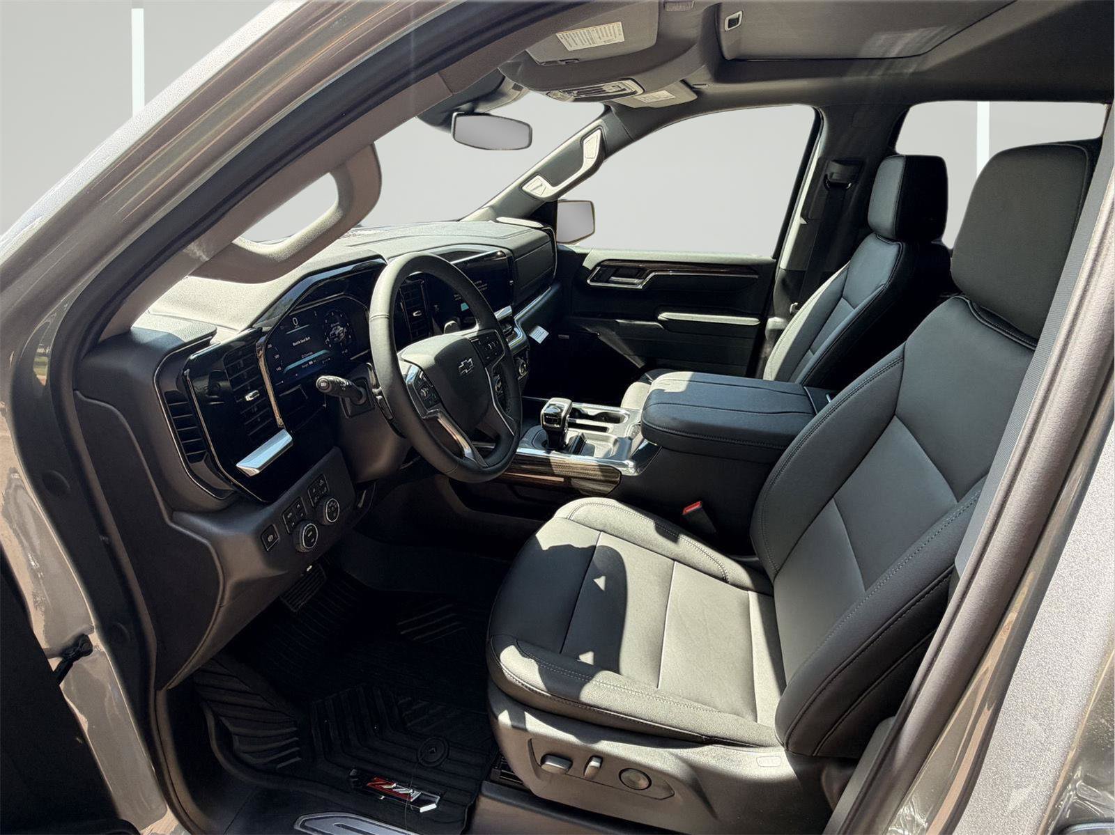 New 2026 Chevrolet Silverado 1500 LT Trail Boss w/ LT Trail Boss Premium Package AWD/4WD image 18