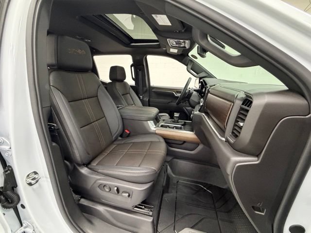 Certified 2026 Chevrolet Silverado 1500 High Country w/ High Country Premium Package AWD/4WD image 28