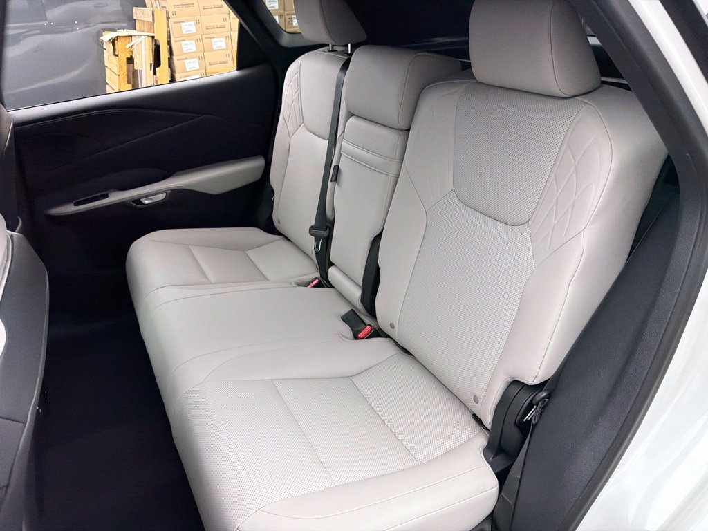 Used 2024 Lexus RX 350 Premium w/ Accessory Package (Z1) AWD/4WD image 21