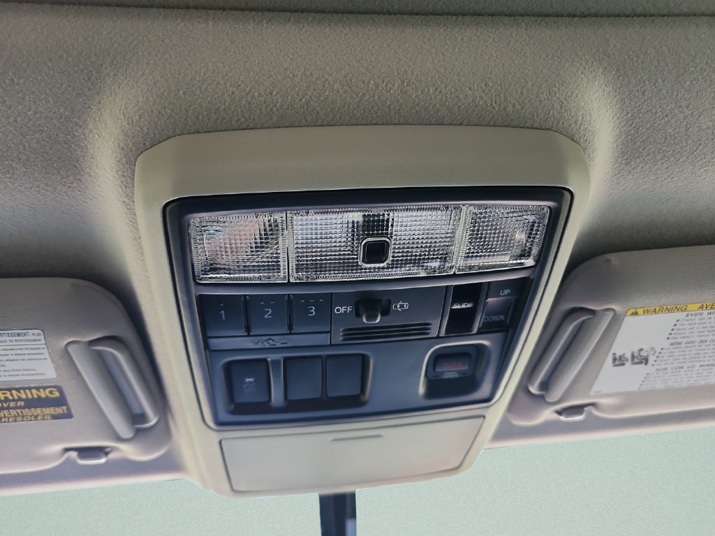 Used 2015 Toyota 4Runner Limited RWD image 17