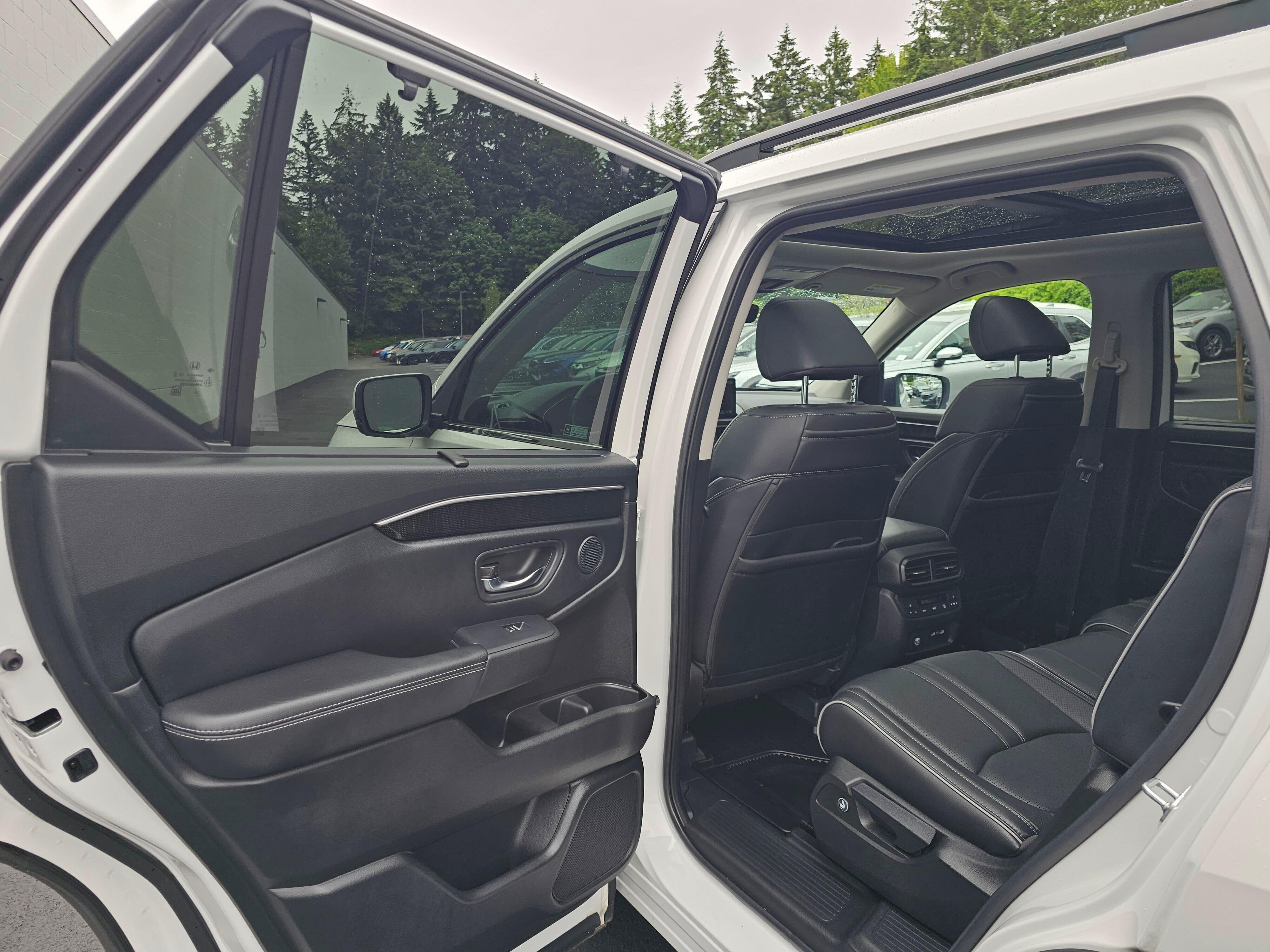 Certified 2023 Honda Pilot Elite image 18