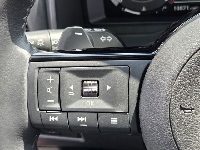 Used 2023 Nissan Rogue Platinum w/ Platinum Premium Package FWD image 32