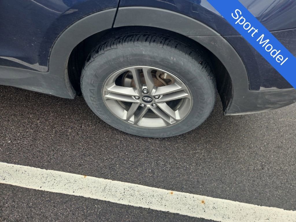 Used 2017 Hyundai Santa Fe Sport image 6