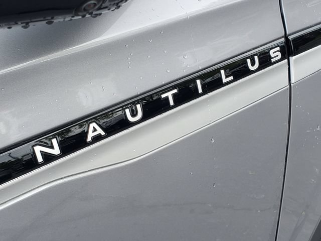 Certified 2024 Lincoln Nautilus Premier AWD/4WD image 6