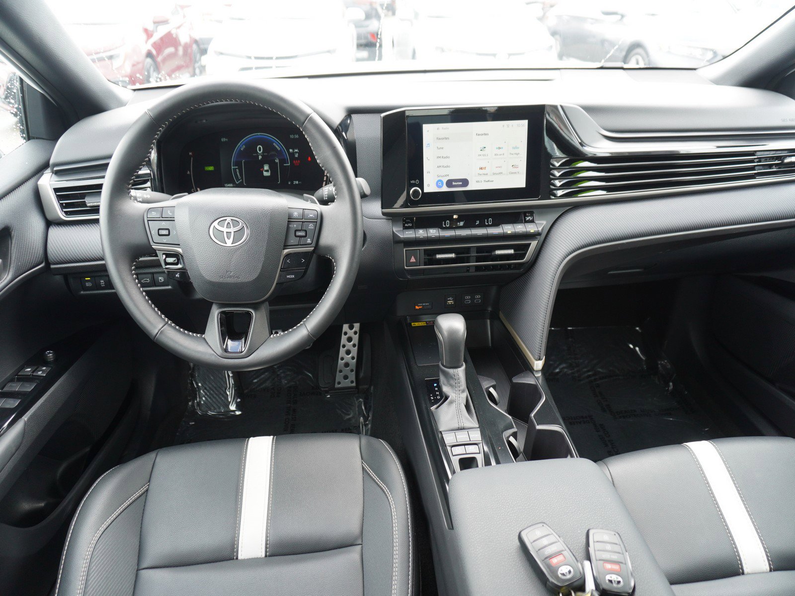 Used 2025 Toyota Camry SE FWD video 2