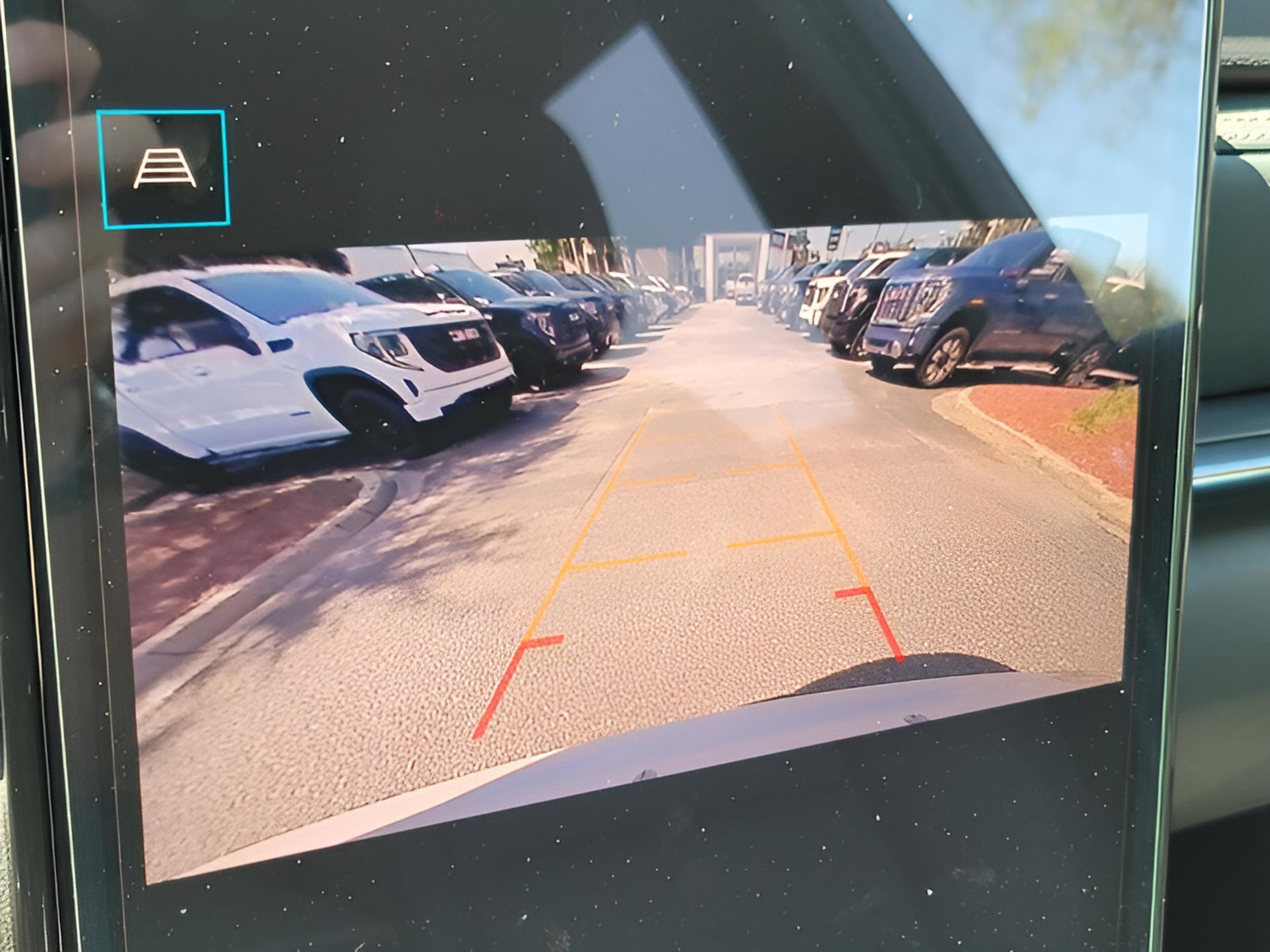 New 2026 GMC Terrain AT4 w/ Convenience Package III image 32