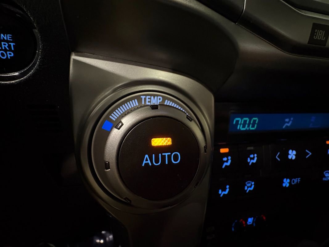 Used 2017 Toyota 4Runner Limited w/ Four Season Floor Mat Package image 24