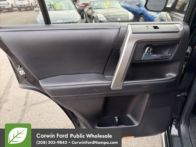 Used 2015 Toyota 4Runner Limited image 30