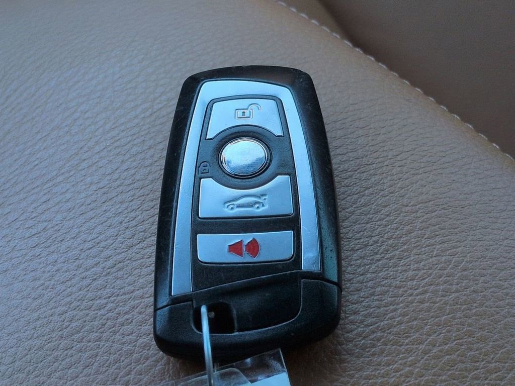 Used 2018 BMW 440i Convertible image 30