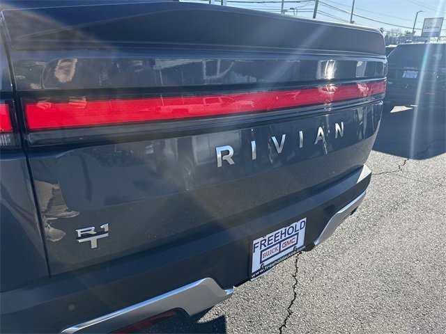 Used 2024 Rivian R1T Adventure image 30